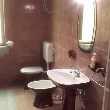 Hilda Vela * ポドゥゴラ